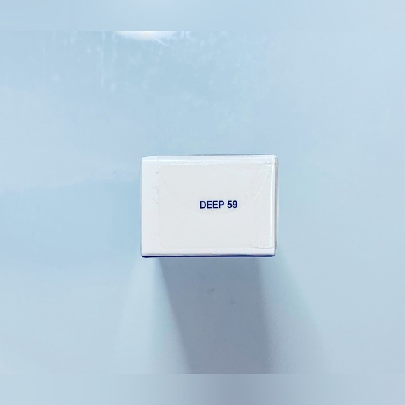 NIB Marc Jacobs Accomplice Concealer & Touch-Up Stick | 59 Deep - Picture 3 of 3